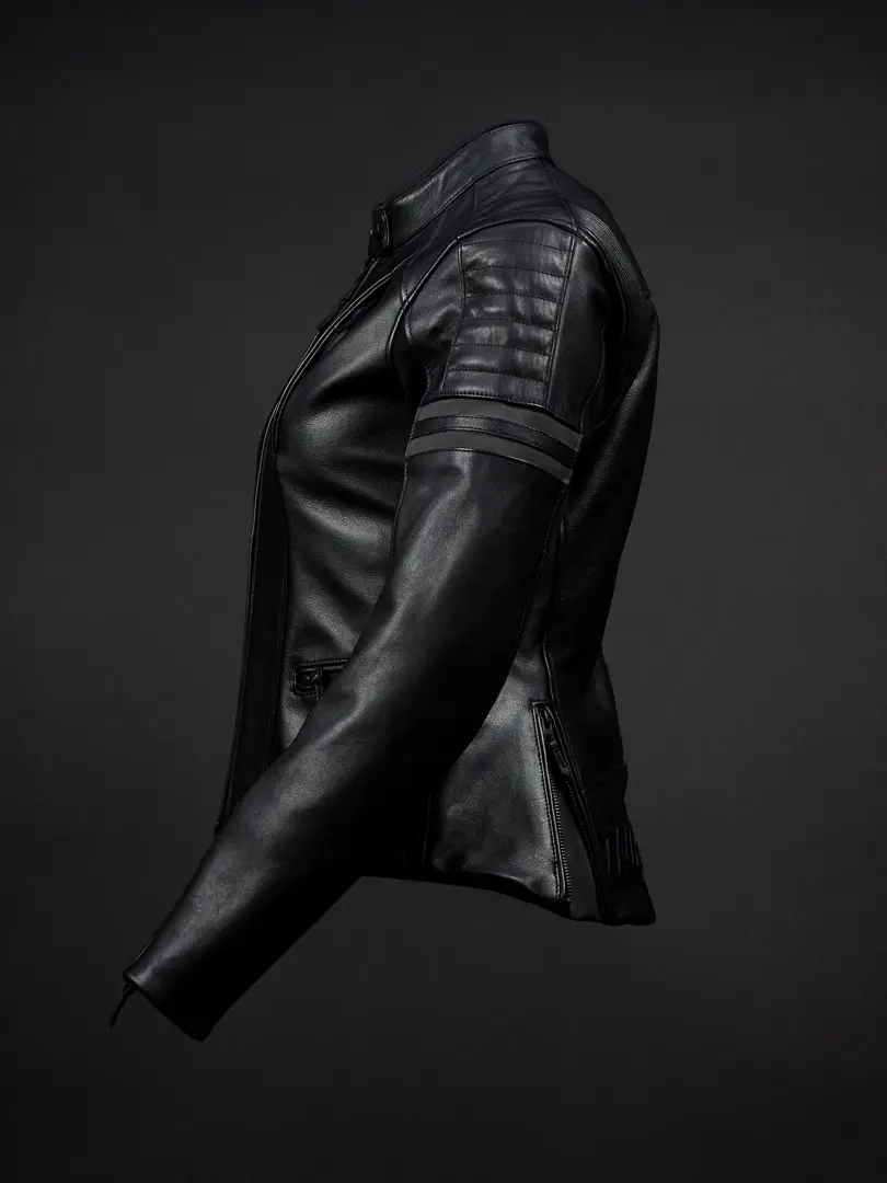 Revolver Black