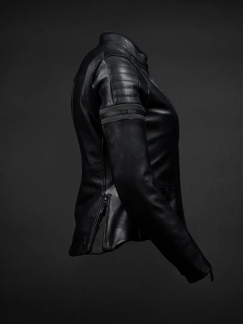 Revolver Black